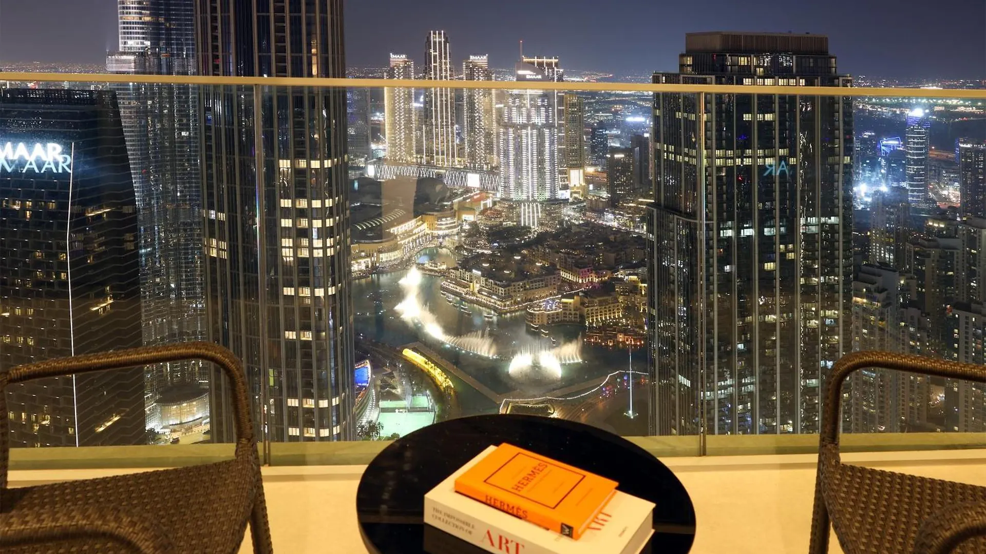ドバイUltraluxury 4Br Penthouse With Full Burj Khalifa Viewアパートメント アパート